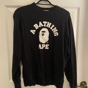 bape black crewneck